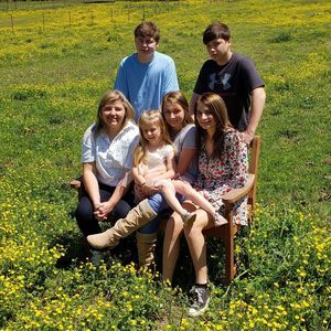 Meet your Posher, Ed-laura